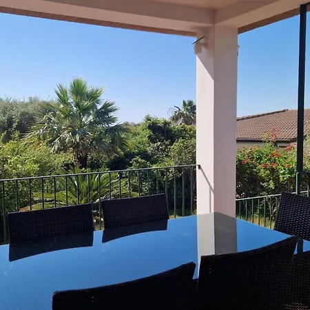 Domus Luxi Porto Frailis Casa de Férias Tortolì