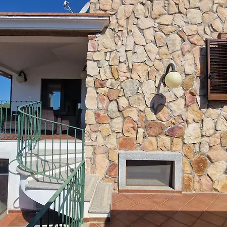 Domus Luxi Porto Frailis Hébergement de vacances Tortolì