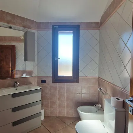 Domus Luxi Porto Frailis